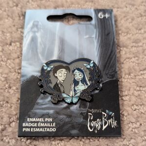 WB Tim Burton Corpse Bride Wedding Enamel Heart Pin